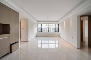 中铁溪畔云璟府 4室2厅2卫 117.00m² 2000元/月