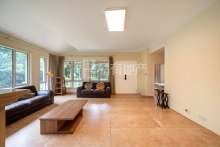 绿城七里香溪 5室3厅3卫 340.00m² 2800万