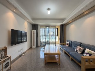 中天富春诚品二期 3室2厅2卫 99.50m² 2500元/月