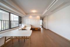 云望璞园 3室2厅2卫 98.00m² 2200元/月
