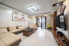 五月香山(公寓住宅) 3室2厅2卫 143.00m² 175万