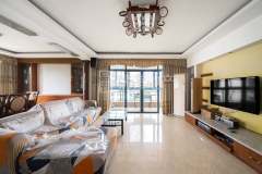 容大五环城市花园 3室2厅2卫 115.00m² 1800元/月
