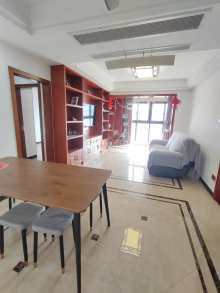 宝龙广场 3室2厅1卫 97.40m² 2200元/月