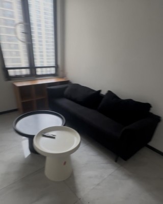 秦忆荣府北区 2室1厅1卫 110.00m² 1550元/月